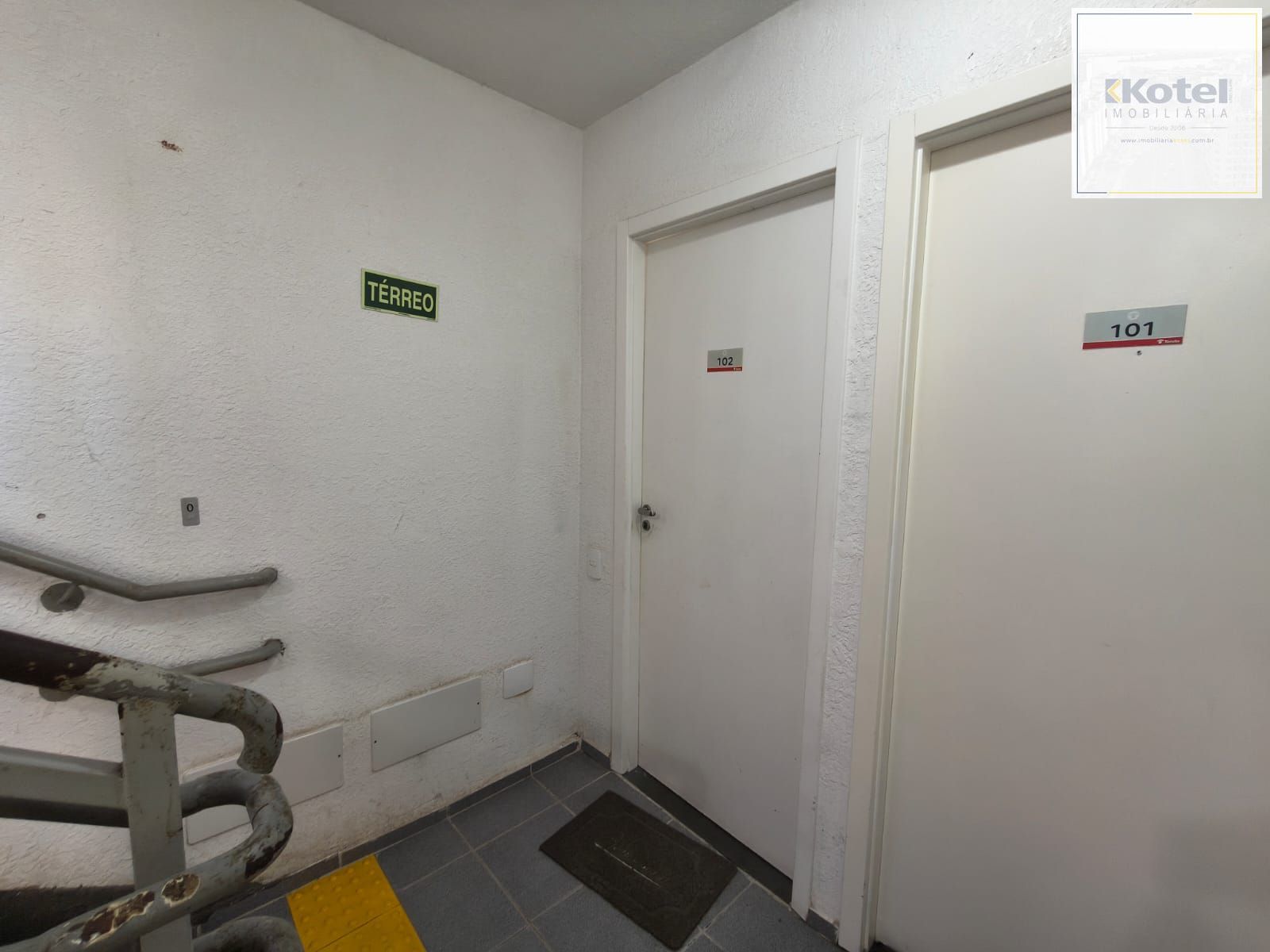 Apartamento 2 dormitórios - Recem Reformado - Reserva do sul II -Porto Alegre/RS — foto 4