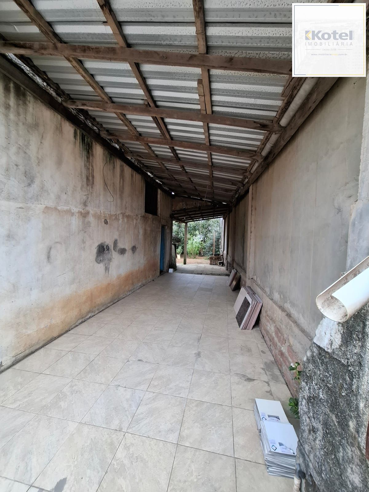 CASA COMERCIAL NO BAÍRRO  LOMBA PINHEIRO