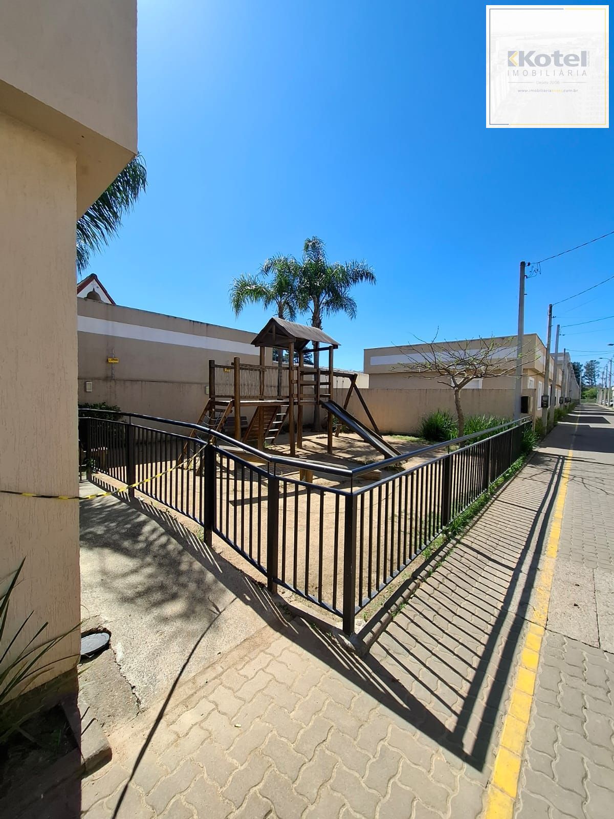 Sobrado a venda bairro Ponta Grossa - Porto Aelgre/RS
