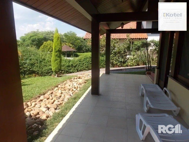 CASA EM CONDOMÍNIO DE ALTO PADRÃO — foto 4
