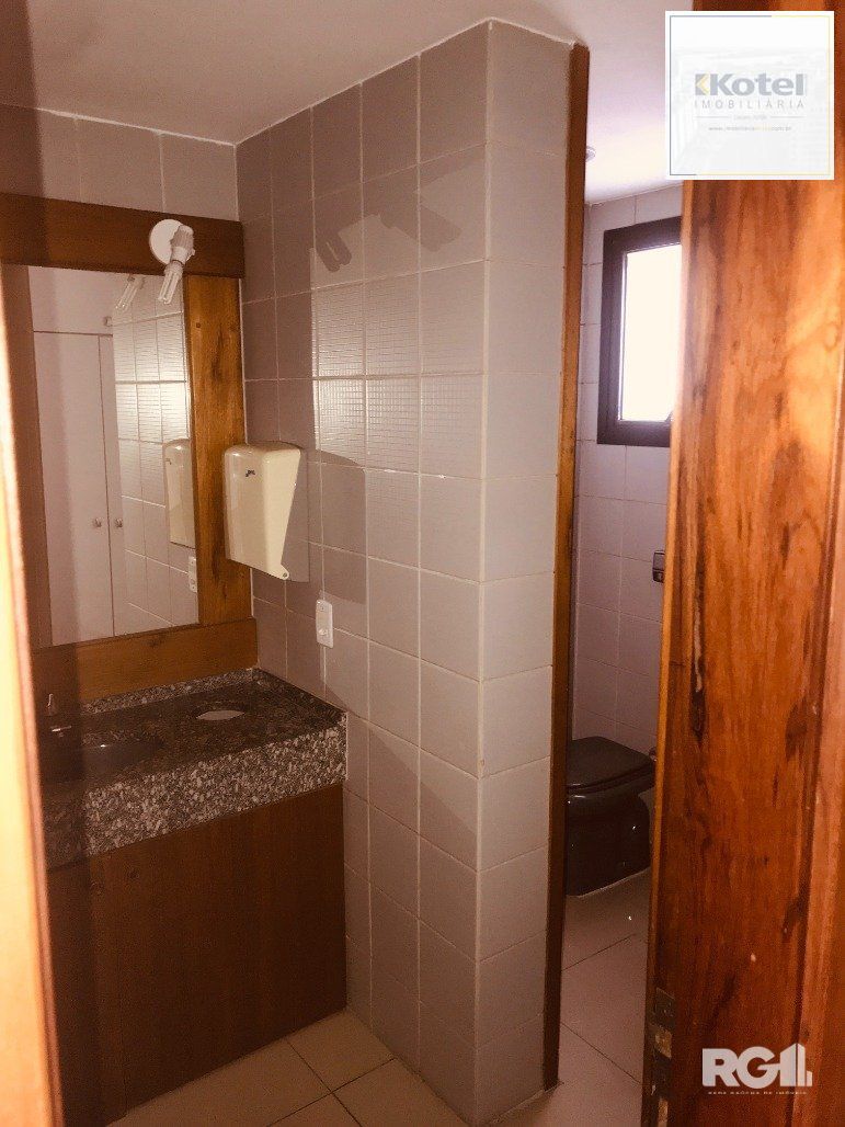 Sala Comercial à venda, 164m², Centro Histórico - Porto Alegre