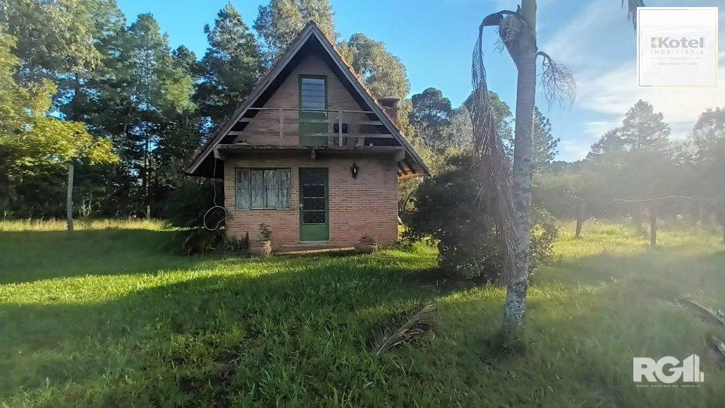 Sítio com 7.000m² no Parque Florestal Itapuã composto por dois terrenos, o primeiro medindo 3.420m² e o segundo 3.562,50m² Uma excelente opção para quem busca tranquilidade mesmo dentro da cidade.