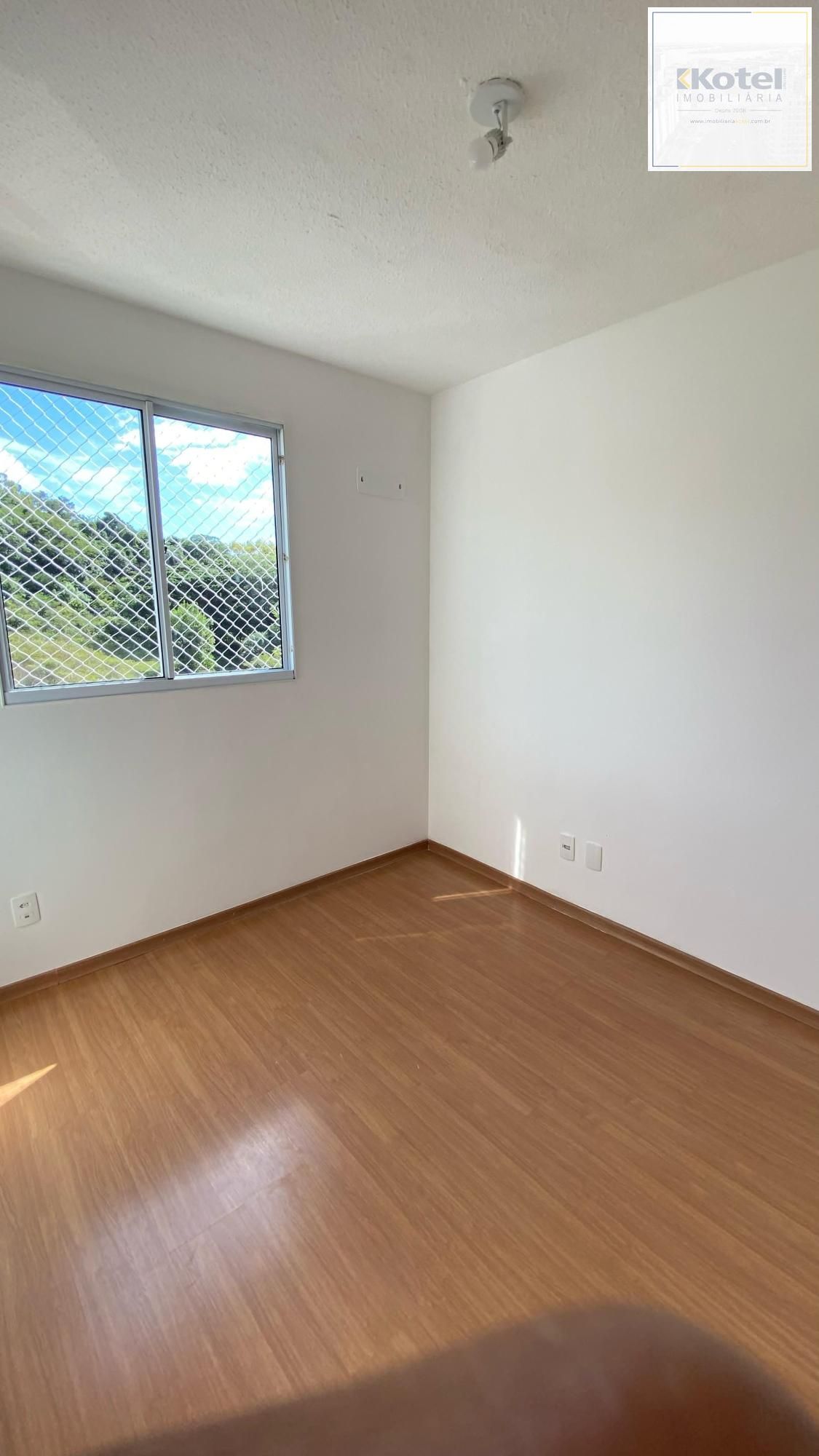 Apartamento de 2 dormitórios em condomínio com infra completa.