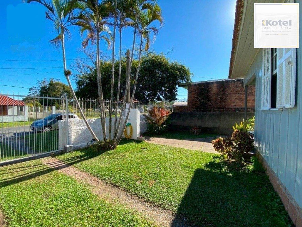 Casa para Venda - 97m², 2 dormitórios, 3 vagas - Belém Novo — foto 3