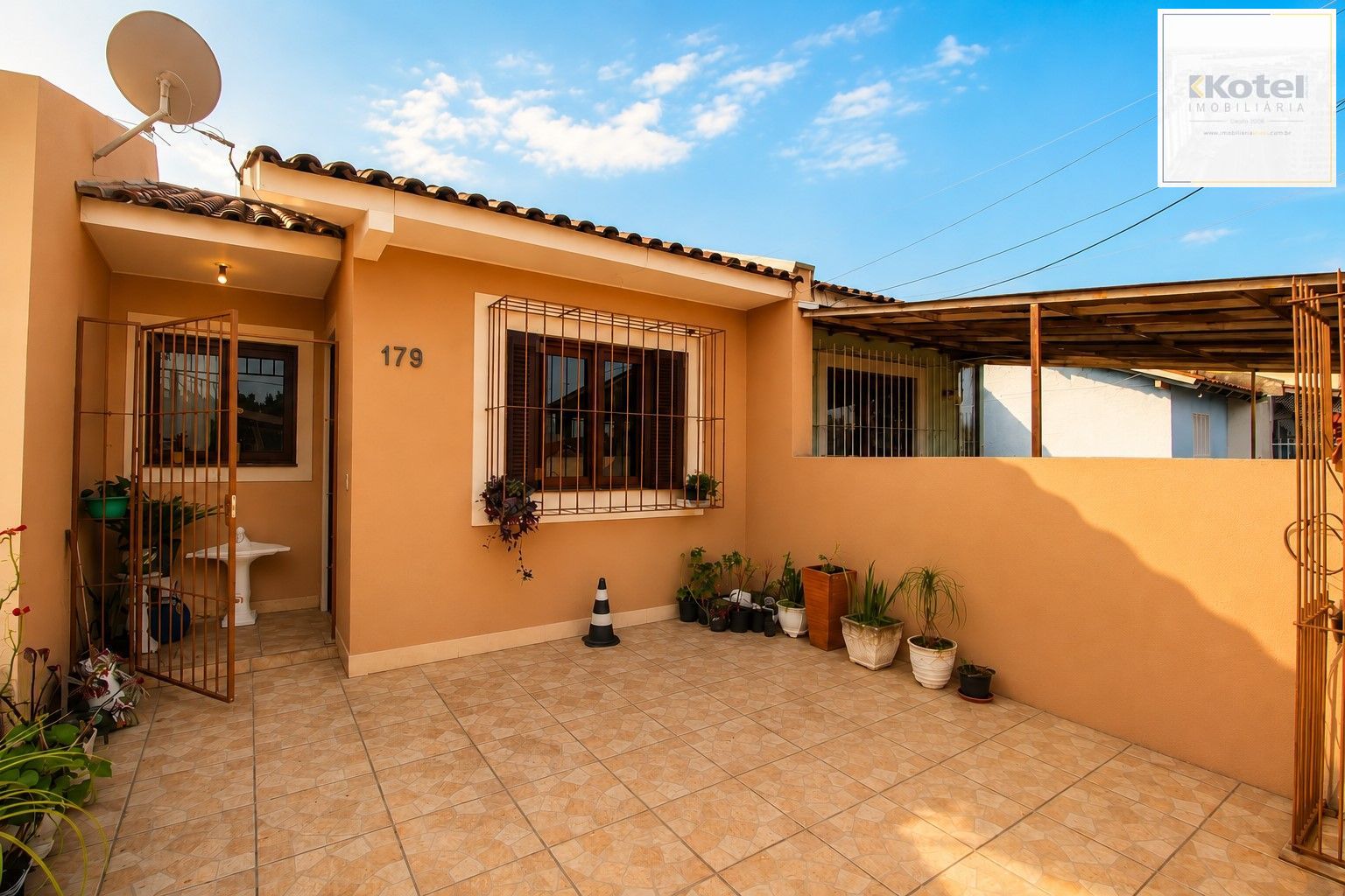 Casa 2 quartos à venda, 75m², Hípica - Porto Alegre