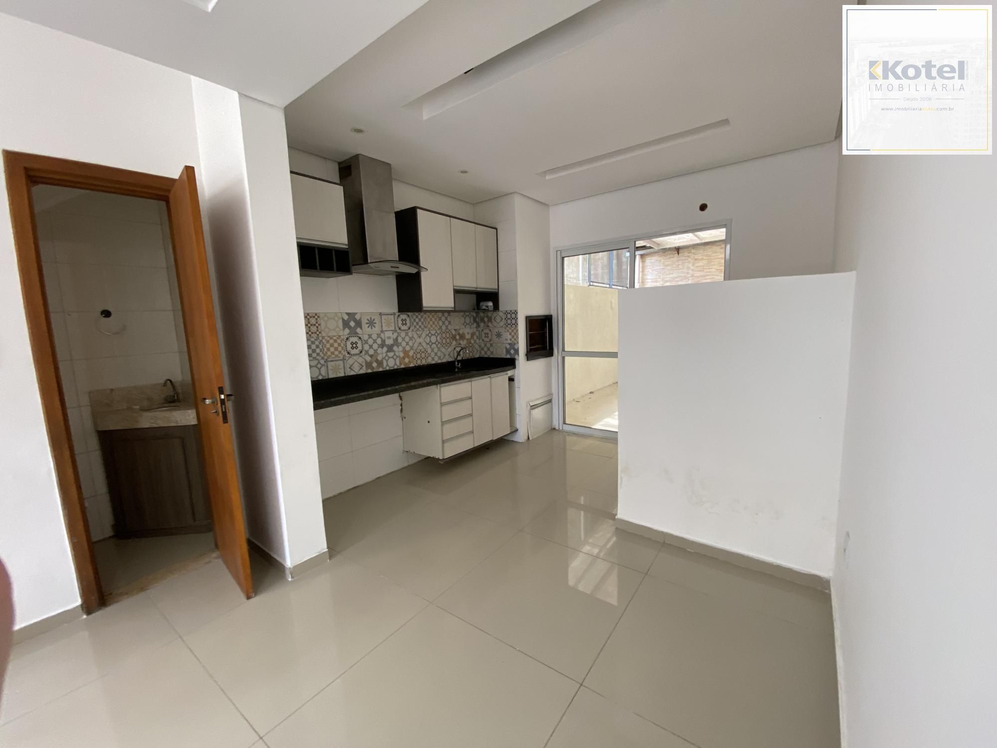 Sobrado com 2 Suítes, Sacada e Pátio com Teto Retrátil — foto 5