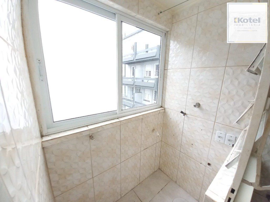 Kitnet à venda, 30m², Petrópolis - Porto Alegre — foto 4