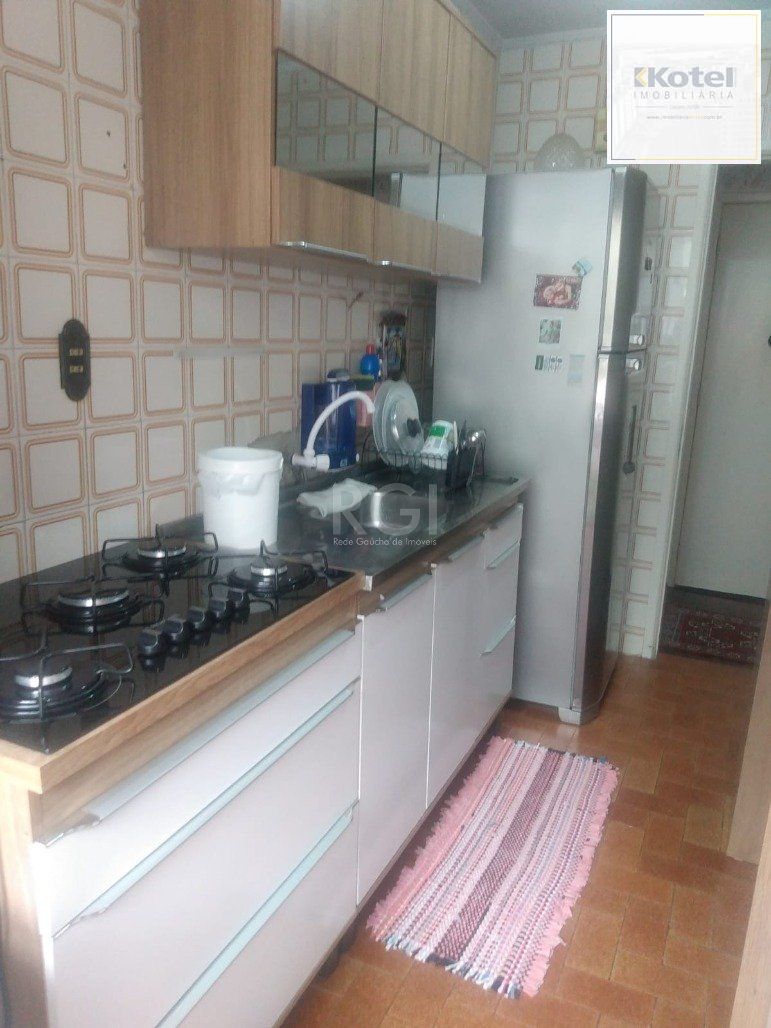 Apartamento para Venda - 48m², 2 dormitórios, 1 vaga - Rubem Berta