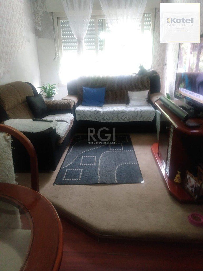 Apartamento para Venda - 48m², 2 dormitórios, 1 vaga - Rubem Berta