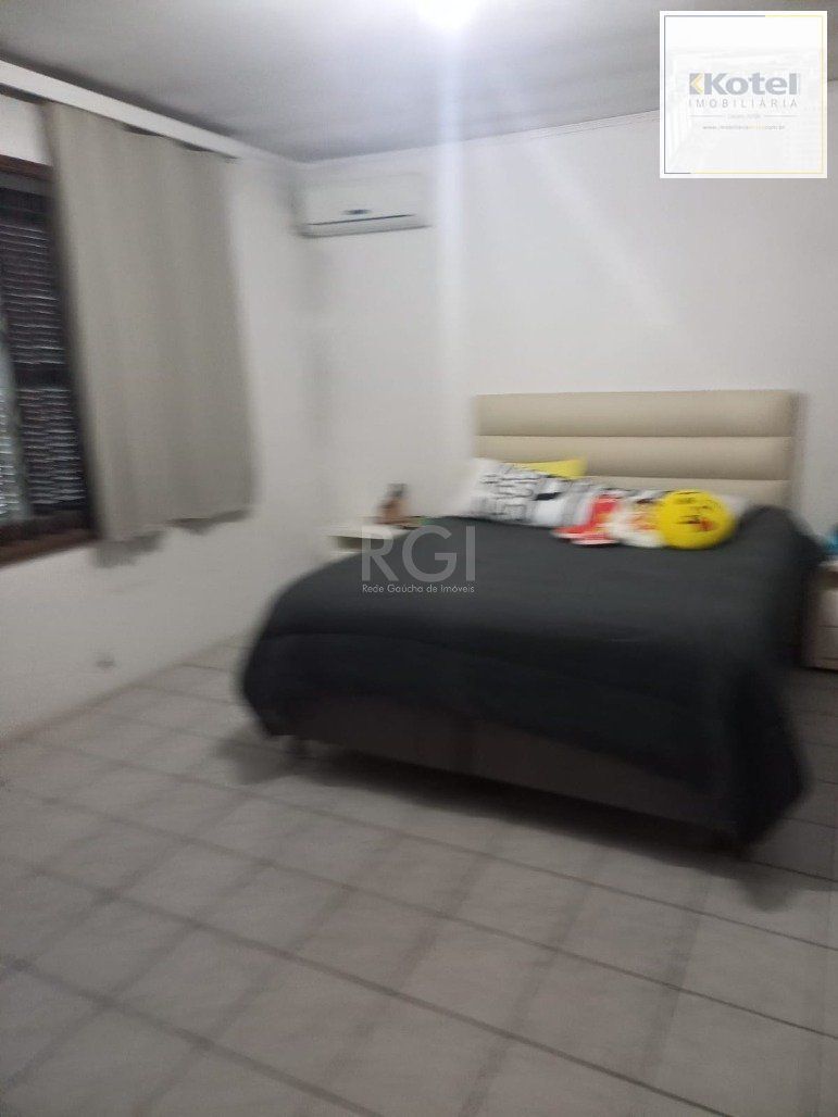 Casa para Venda - 256.44m², 4 dormitórios, sendo 1 suites, 4 vagas - Cavalhada — foto 4