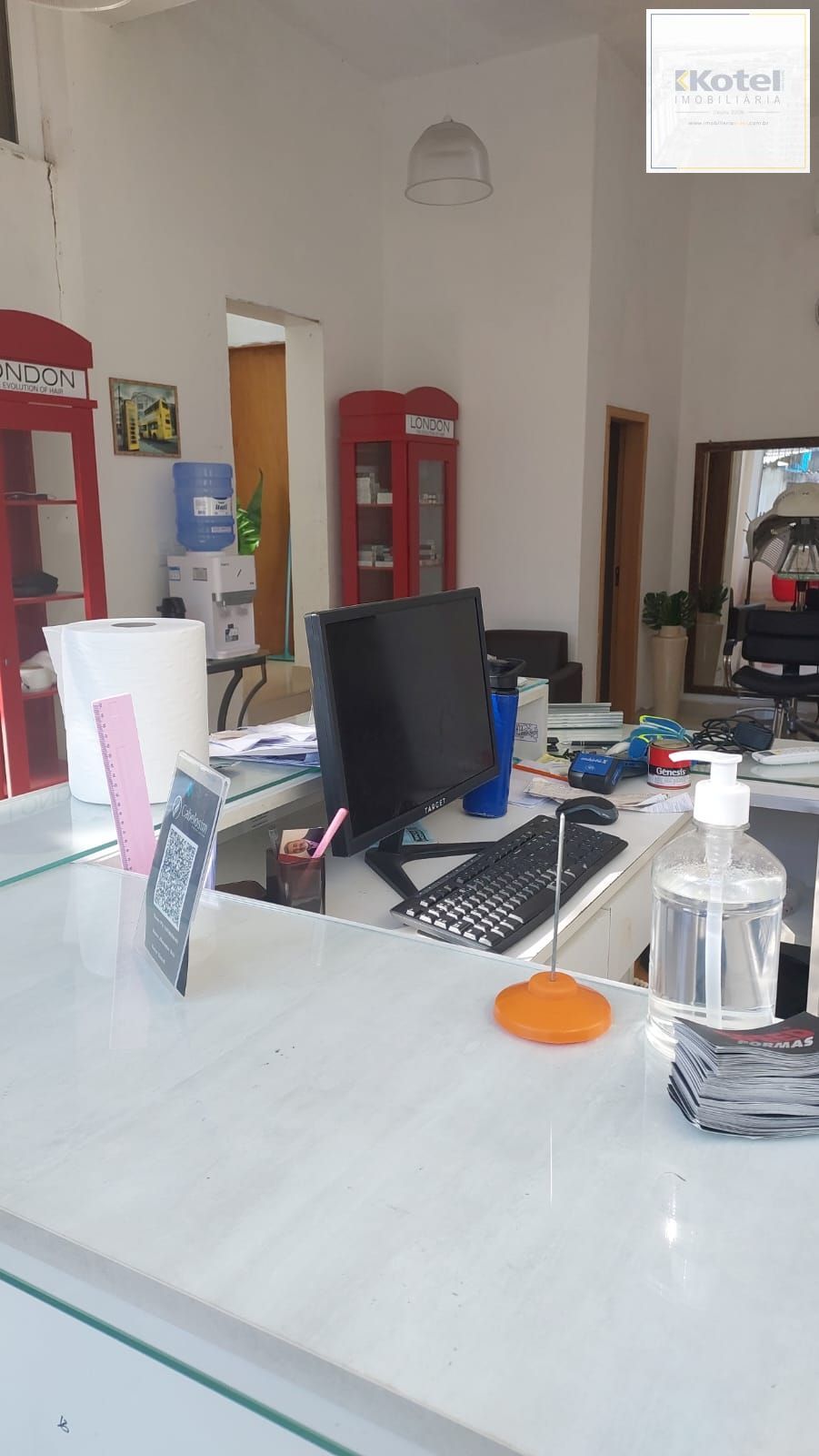 PRÉDIO COMERCIAL COM 5 SALAS E PROJETO APROVADO APARTAMENTO 100M2