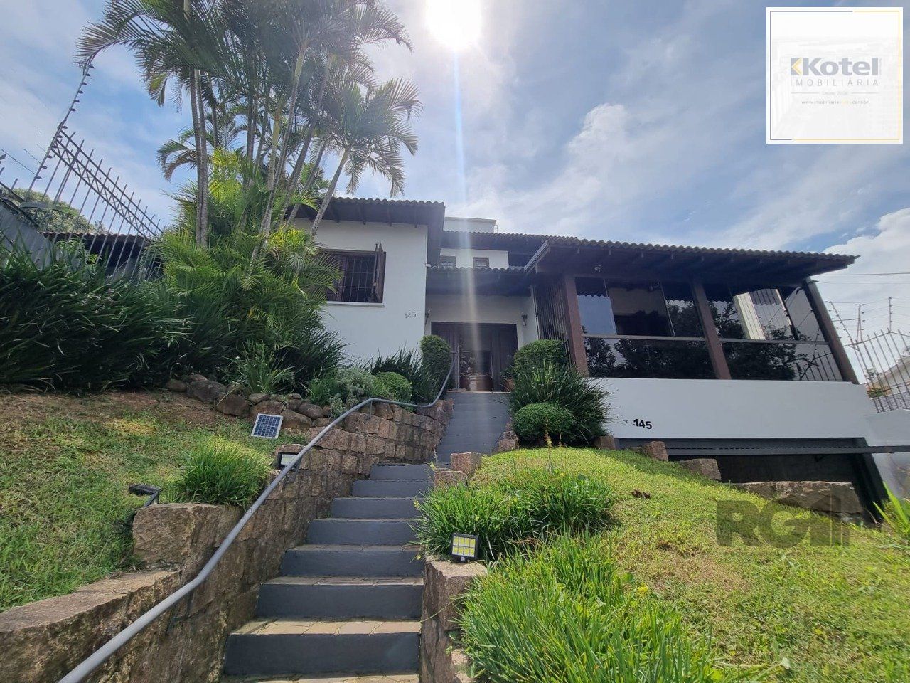 Casa Bairro Jardim Isabel/ Amplo Pátio / Piscina / 3 Dormitórios — foto 2