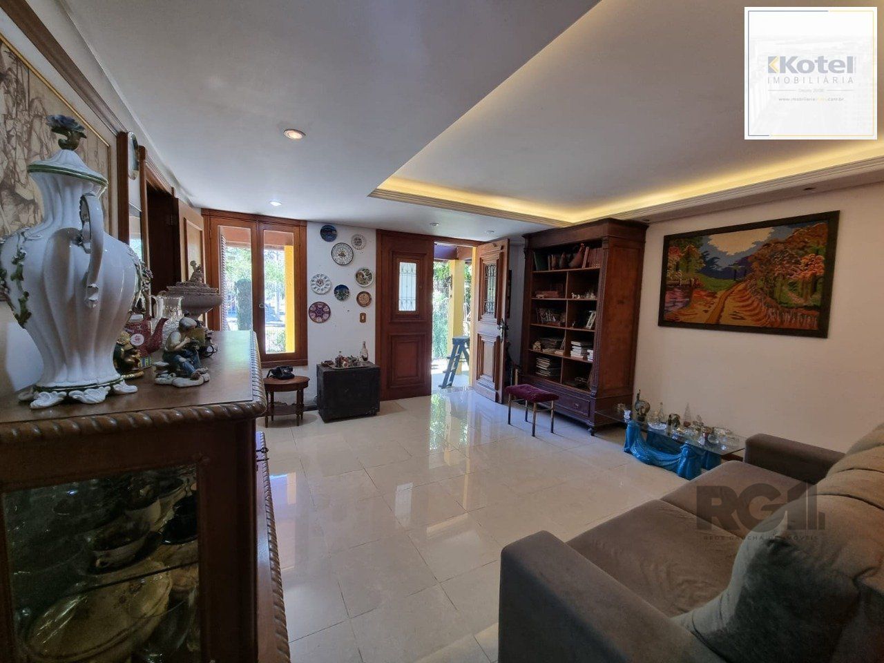 Casa com 4 Dormitórios / Piscina / Terraço / Bairro Ipanema — foto 5