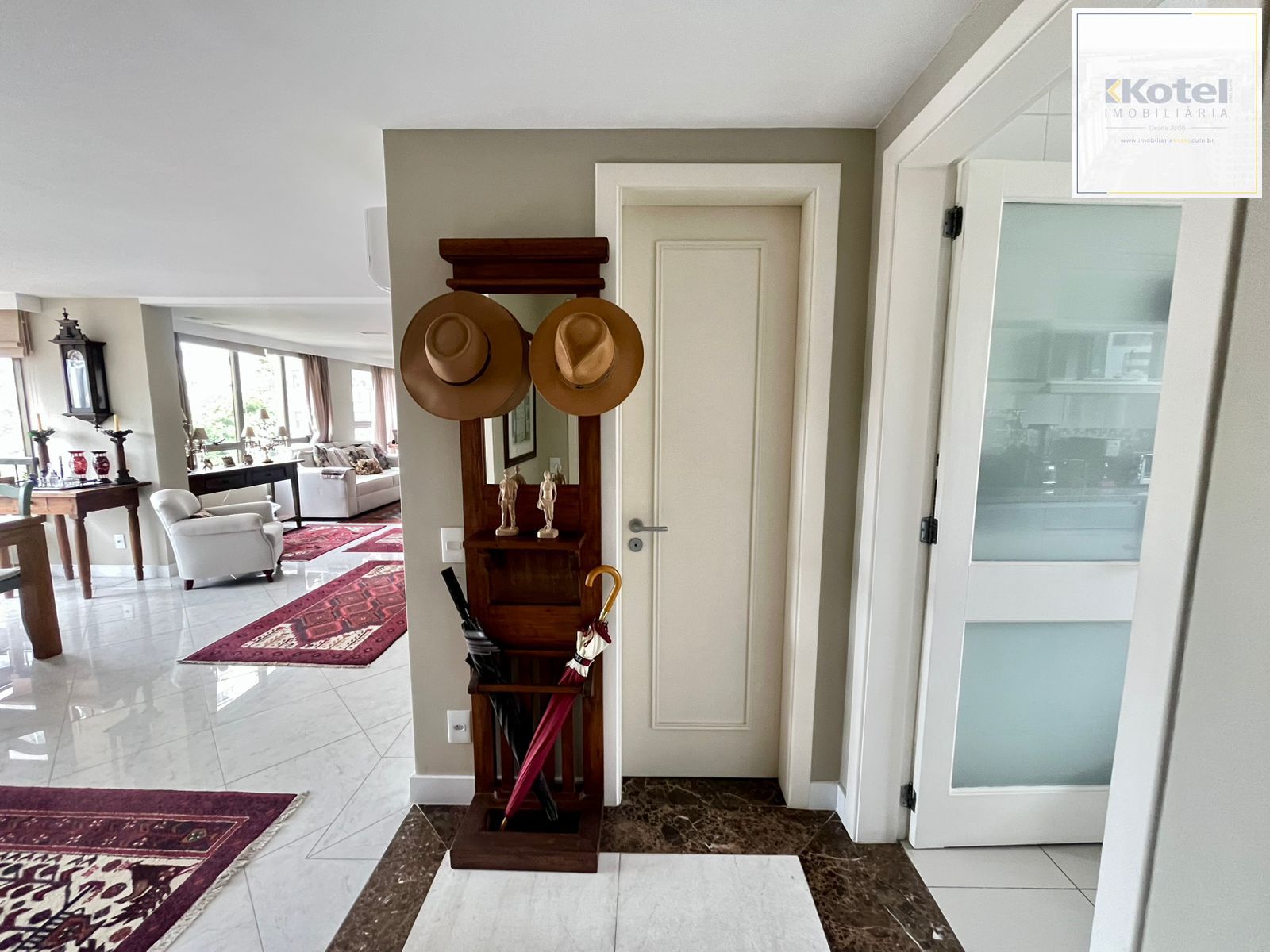 Apartamento a venda rua Vitor Meireles - Rio Branco