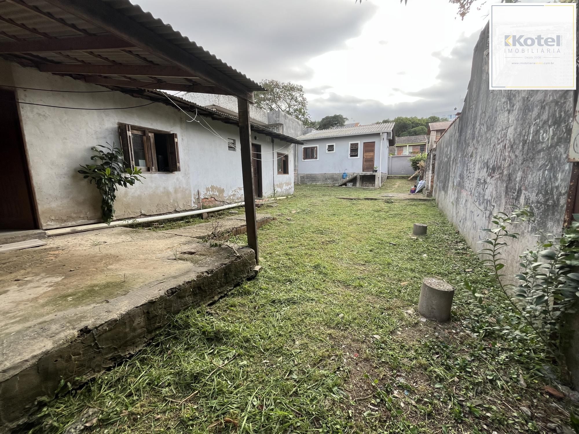 Casa com pátio grande semi-mobiliada no Bairro Camaquã. — foto 5