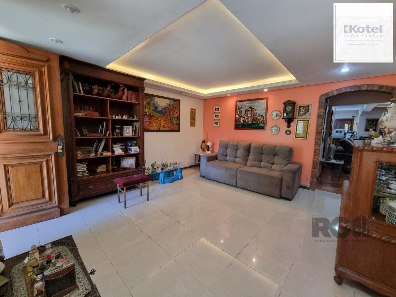 Casa com 4 Dormitórios / Piscina / Terraço / Bairro Ipanema — foto 3
