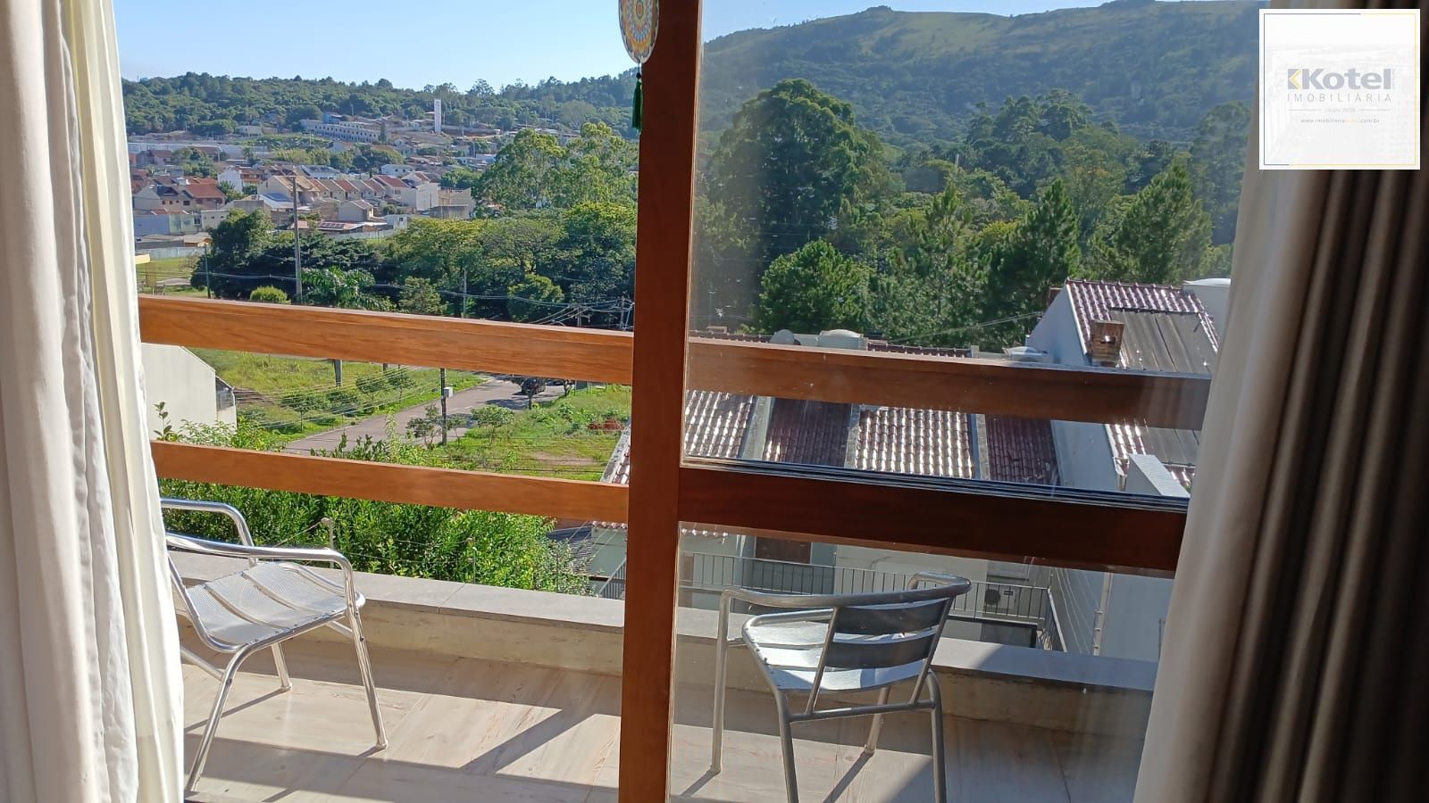 Casa a venda com piscina de 3 dormitórios em porto alegre — foto 3