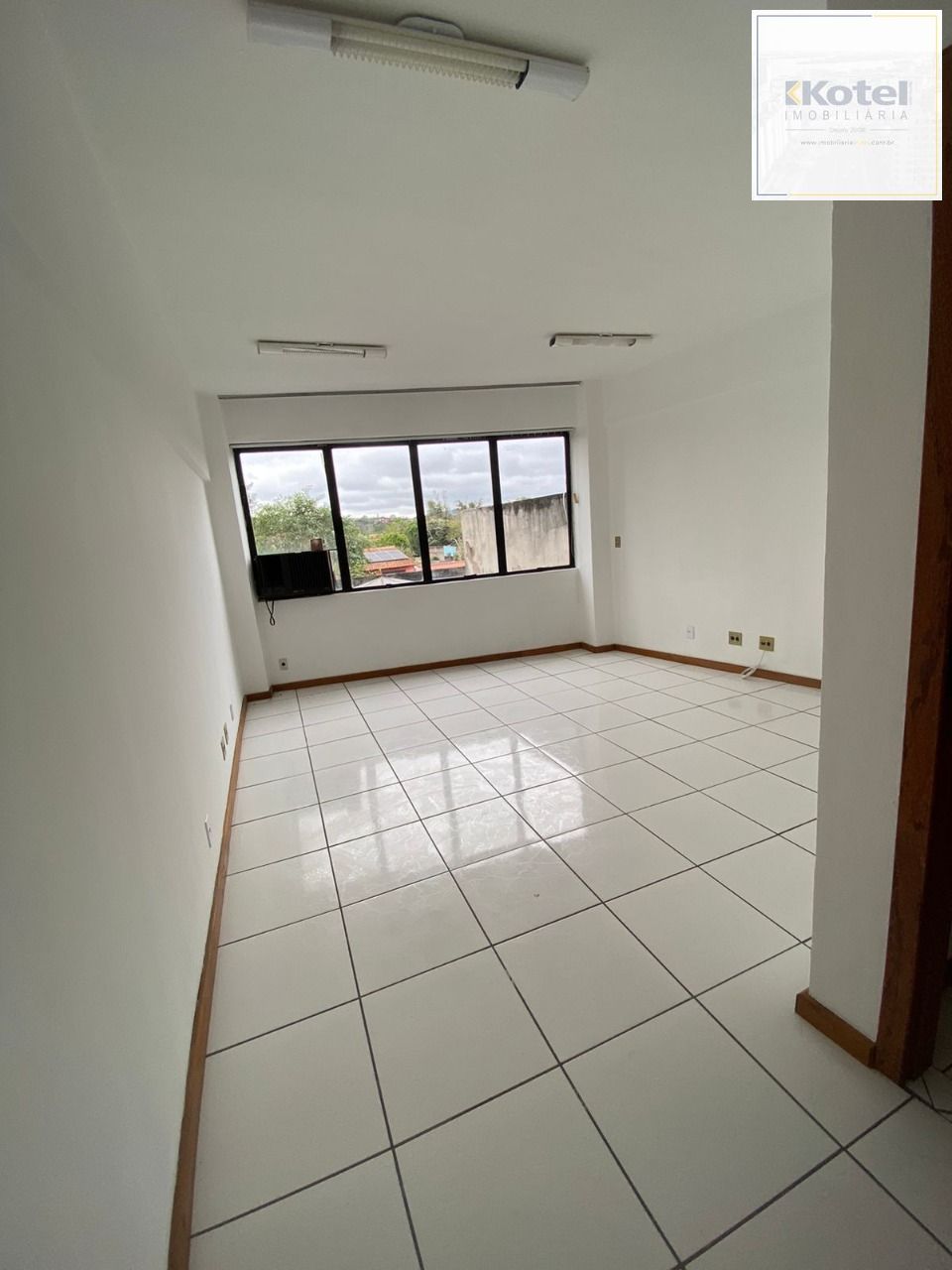 Sala Comercial Bairro Ipanema a venda. — foto 2