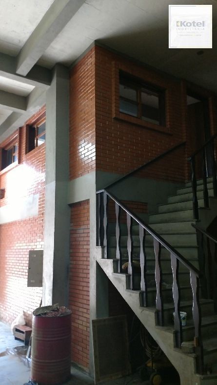 Pavilhão 2 quartos à venda, 210m², Morro Santana - Porto Alegre