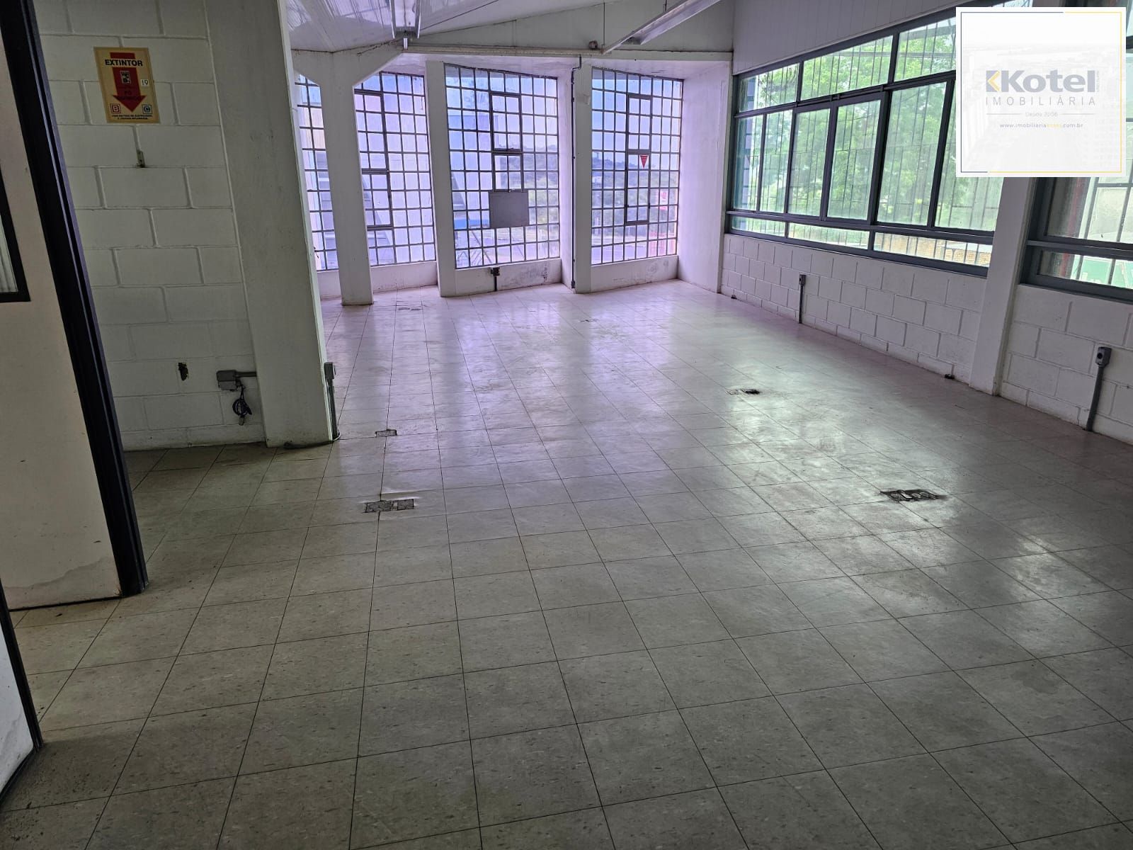 Pavilhão 3 quartos à venda, 2200m², Morro Santana - Porto Alegre — foto 3