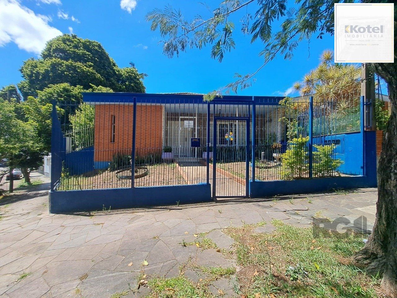 Casa 5 quartos à venda, 330m², Vila Ipiranga - Porto Alegre