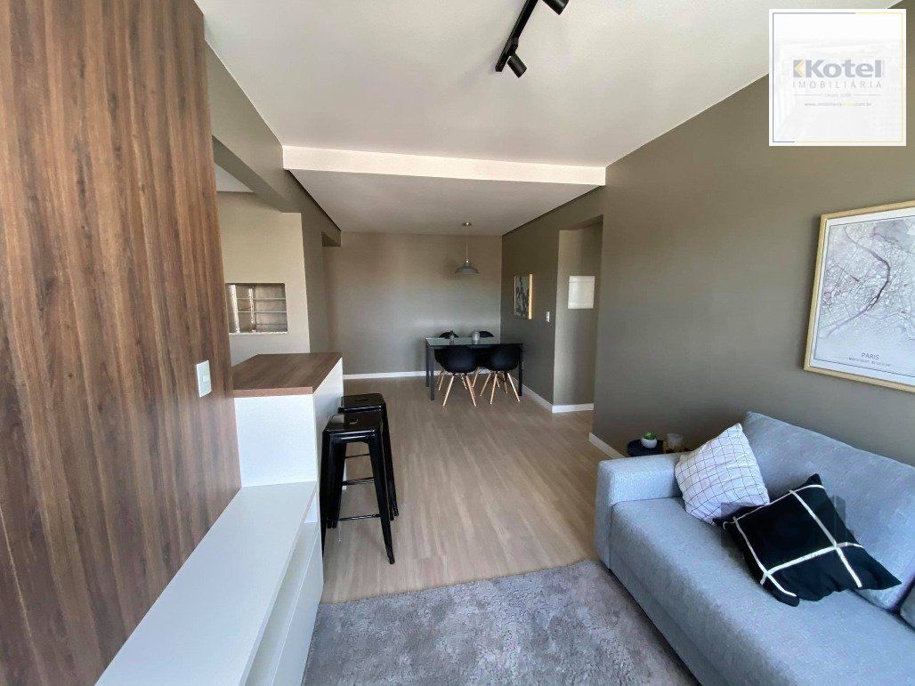 Apartamento de 2 dormitórios e uma vaga para Comprar no Bairro Bom Jesus.