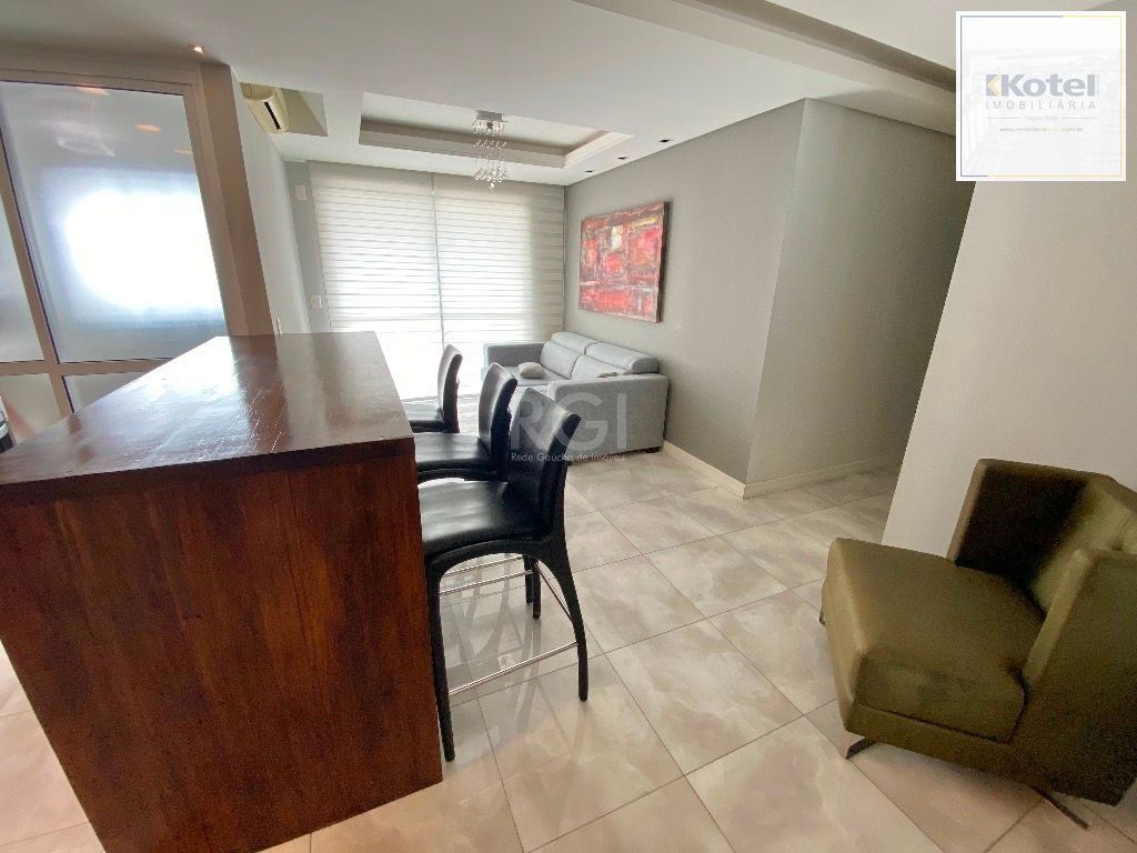 Apartamento Para Comprar  no Karpathos com 2 Dormitórios transformado em 1 suite com closet