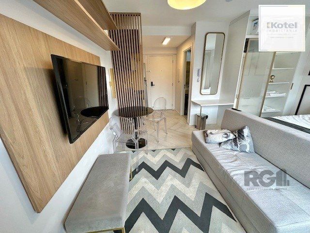 Loft finamente decorado para comprar  no Lucas By Yoo.