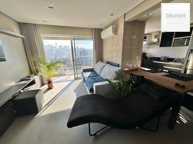 Apartamento 1 Dormitório completo, lindíssimo na Rua Eça de Queiroz