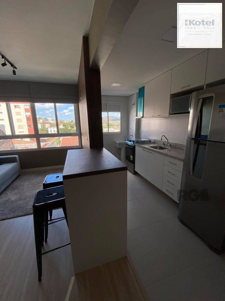 Apartamento de 2 dormitórios e uma vaga para Comprar no Bairro Bom Jesus.