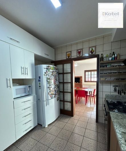 Casa com 3 Quartos e 5 vagas à Venda, 224 m² no Bairro Vila Ipiranga — foto 5
