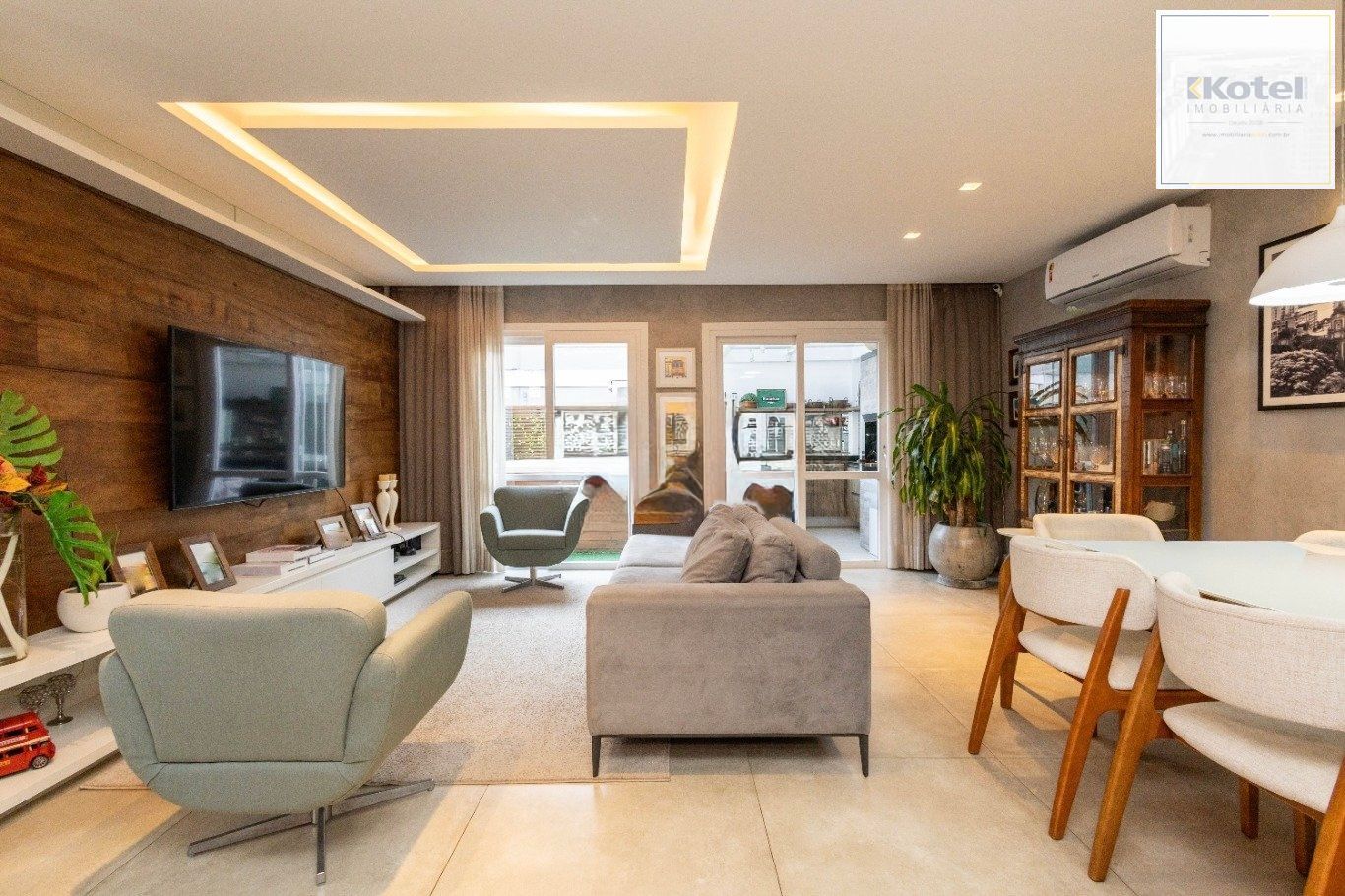 Casa em Condomínio, 3 quartos, 195m² à venda no Jardim Carvalho, Porto Alegre