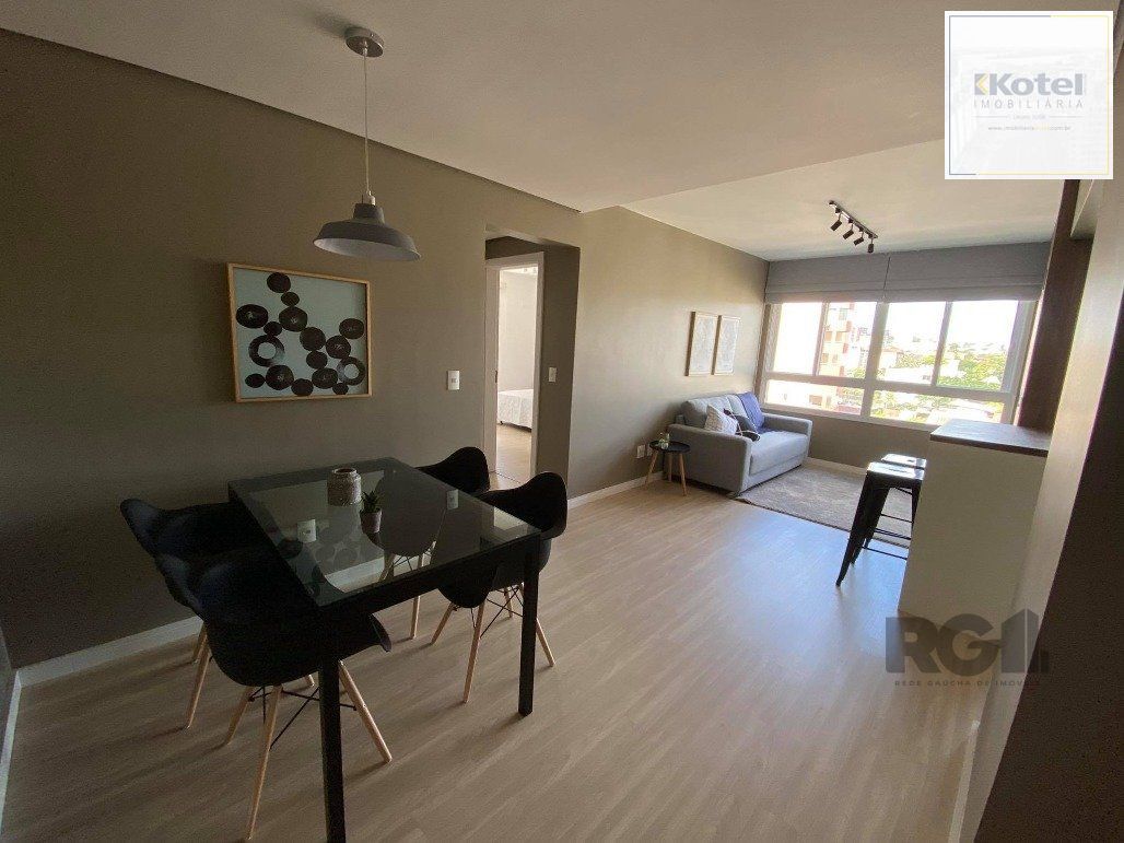 Apartamento de 2 dormitórios e uma vaga para Comprar no Bairro Bom Jesus.