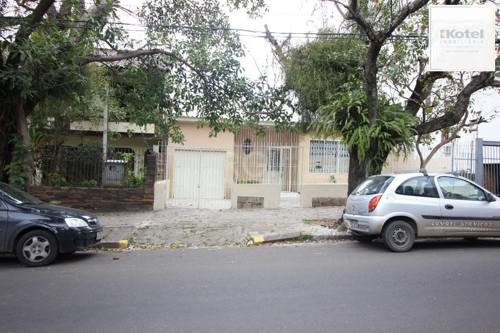Casa com 3 Dormitórios Para comprar  250 m² - Petrópolis - Porto Alegre/R