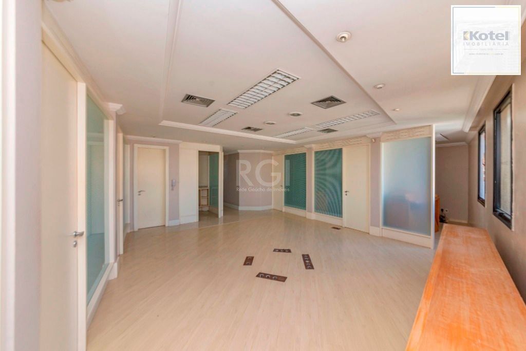 Conjunto Comercial de 129,57m2 nas Três Figueiras para comprar — foto 2