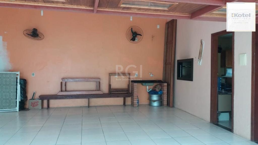 Casa com 3 dormitórios à venda, 230,11 m² por R$ 900.000,00 - Igara III - Canoas/RS