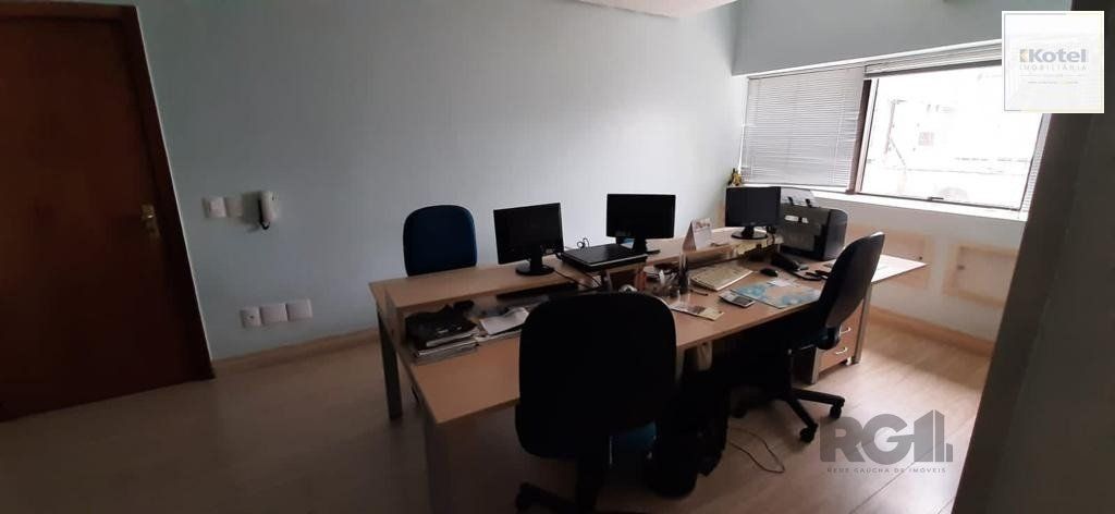 Sala comercial para Comprar  com 1 vaga na Cristóvão Colombo. — foto 2