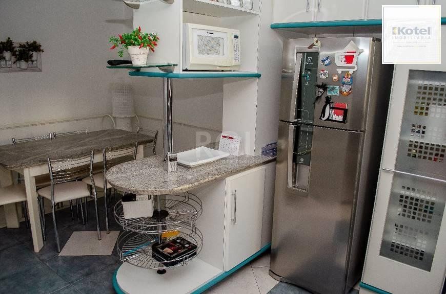 Casa com 5 dormitórios, 550 m²  no Bairro Vila Jardim - Porto Alegre/RS — foto 4