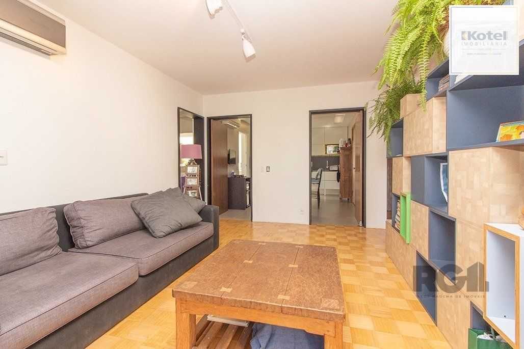 Apartamento para comprar com  3 suítes no Bairro Moinhos de Vento