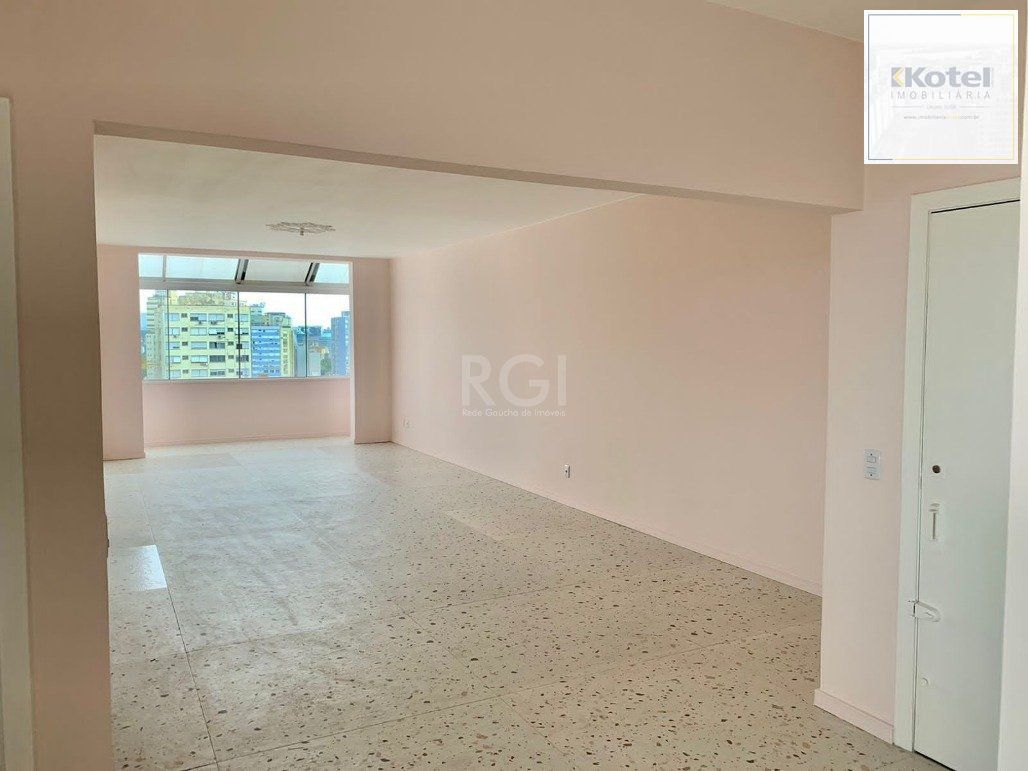 Apartamento Para Comprar no Centro Histórico com 3 dormitórios por: R$700.000,00.