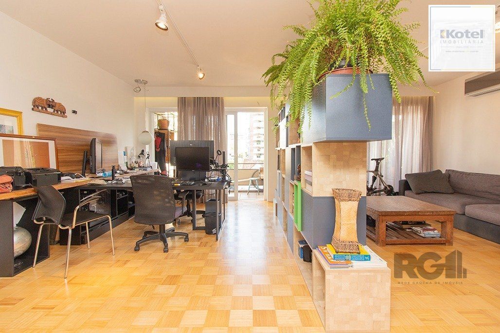 Apartamento para comprar com  3 suítes no Bairro Moinhos de Vento