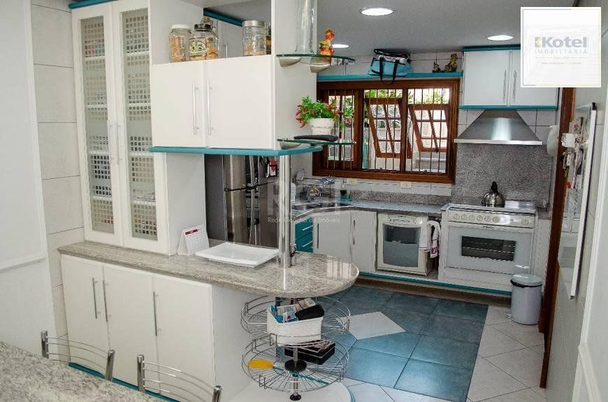 Casa com 5 dormitórios, 550 m²  no Bairro Vila Jardim - Porto Alegre/RS — foto 5