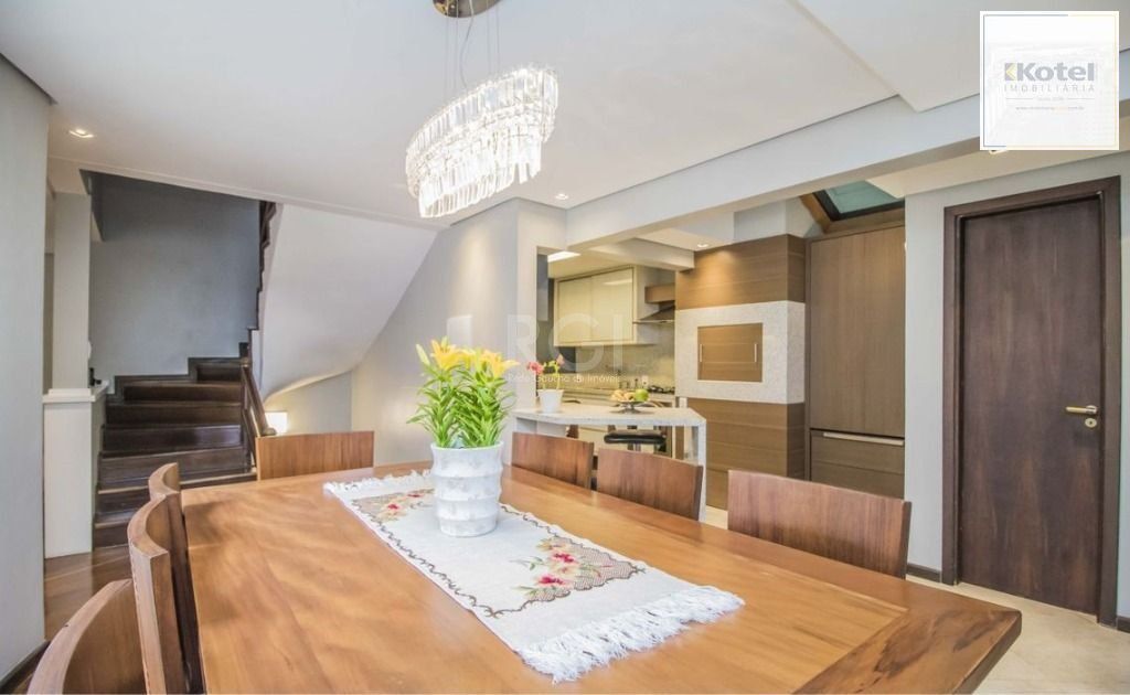 Casa para Comprar com  199 m² por R$ 1.180.000,00 - Boa Vista - Porto Alegre/RS