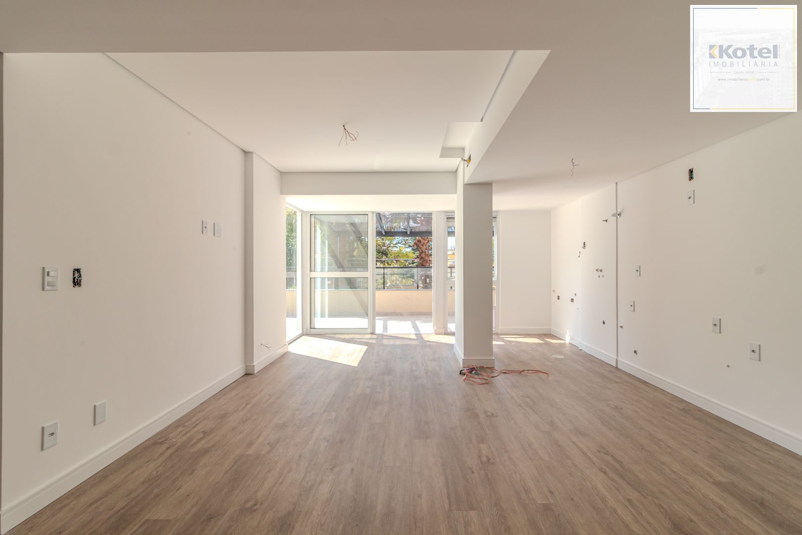 Apartamento Garden Espetacular: Pátio Privativo, Conforto Térmico e Sol na Medida Certa!