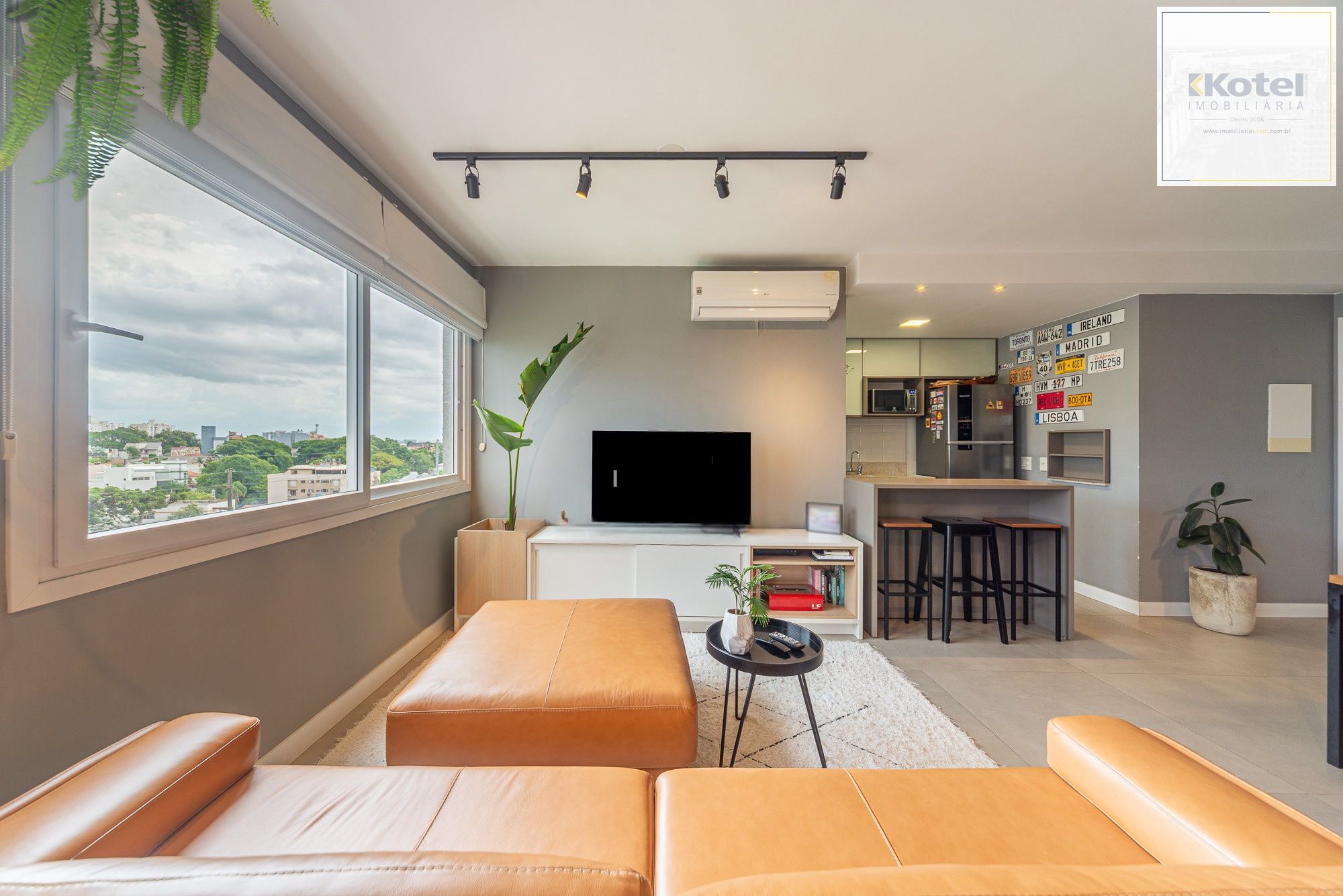 Apartamento mobiliado 60m² | 1 dormitório | Andar alto | Vista livre | 1 vaga — foto 2