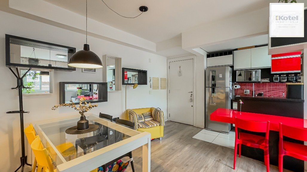 Apartamento a venda no bairro Passo da Areia com dois dormitórios. — foto 4
