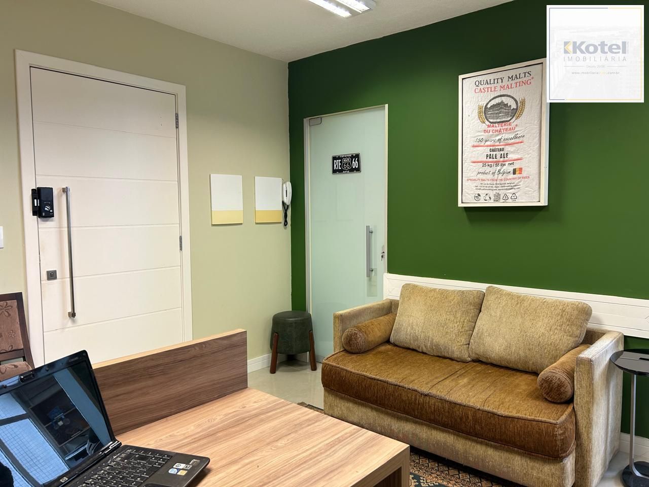 Sala comercial de 46 m² com 2 vagas — R$ 280.000,00- Três Figueiras — foto 3