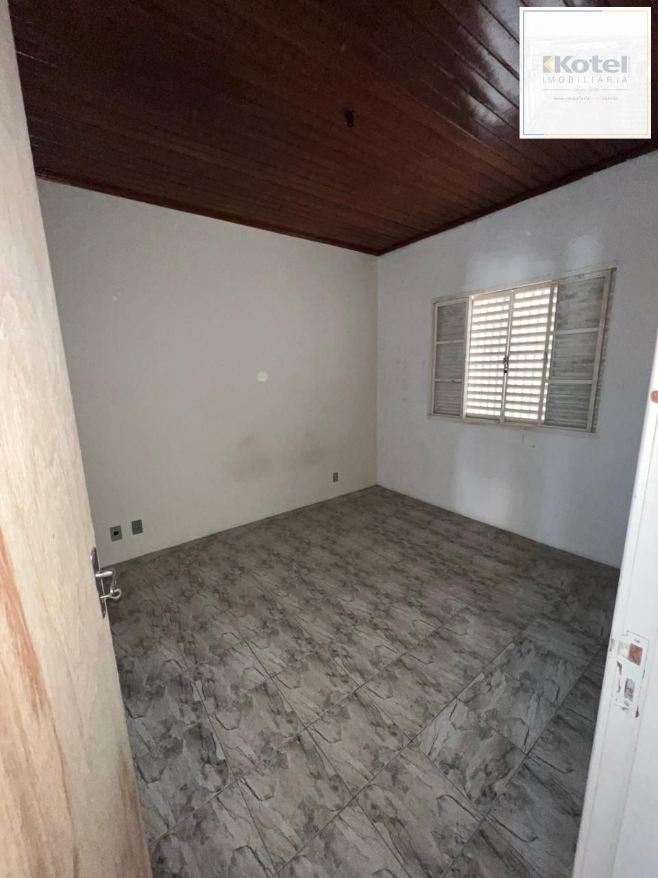 Apartamento de 2 dormitórios localizado em viamão