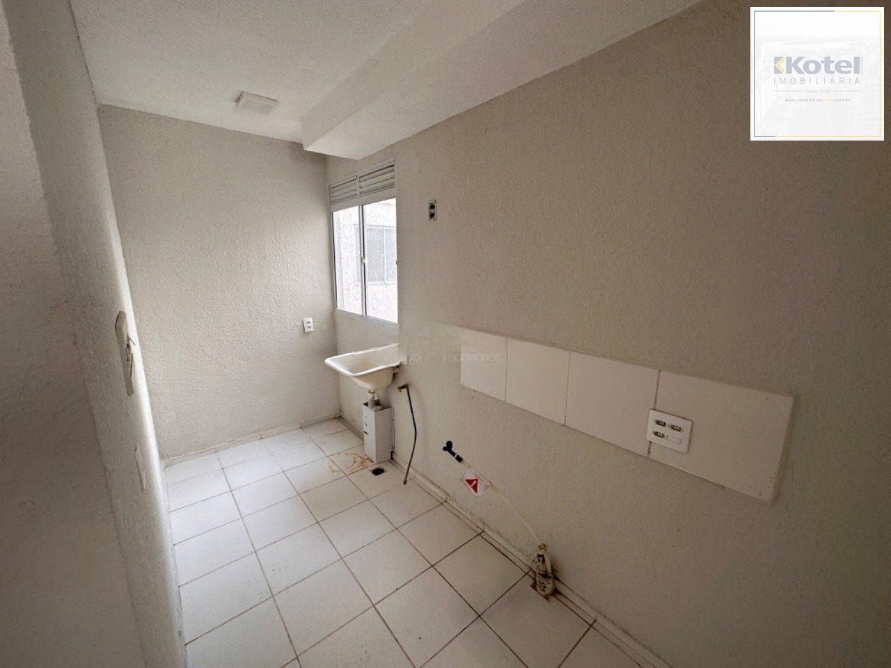 Apartamento na Restinga - 2 Dormitórios — foto 5