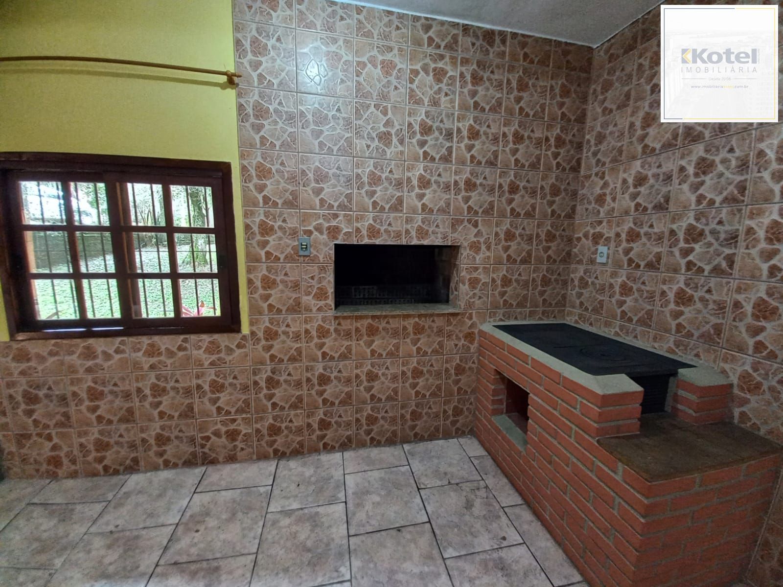 Casa com 2 dormitórios - 1 suíte - Viamão